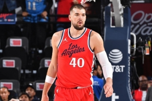 美媒：祖巴茨成快船中流砥柱 他的崛起挽救了球队的内线