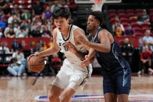 控锋？美记：杨瀚森确实有点像申京&约基奇&小萨博尼斯