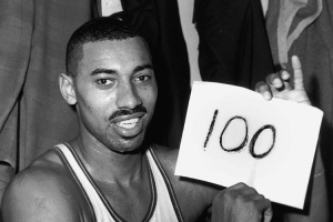 100分先生！今天是传奇球星威尔特-张伯伦诞辰纪念日