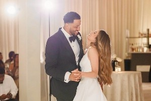 终成眷属！瑞秋晒与罗伯森结婚照 七年恋情修得正果