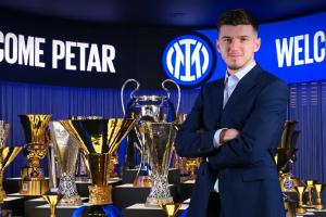 米体：首轮意甲恰20停赛，国米主帅齐沃将尝试让苏西奇踢居中后腰