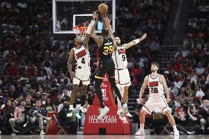 霍里：申京因为KD来了才这么说勇士 换我也会这么做