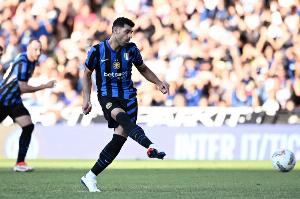 斯基拉：库特罗内&塔雷米被推荐至帕尔马 帕尔马正寻求签新前锋