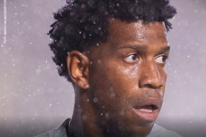 巴媒：桑托斯与38岁吉尔谈解约，球员曾计划赛季结束退役