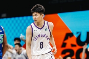 进攻核心！石奎14中8&三分8中4砍全场最高25分 另有5篮板4助攻