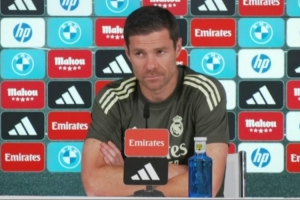 阿隆索：马斯坦托诺能踢锋线也能踢前腰 不会为姆巴佩设定进球数