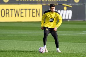 罗马诺：门兴在雷纳争夺战中击败帕尔马，球员即将接受体检