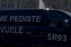 姆巴佩社媒晒印有SR93字样商务车，并@拉莫斯：