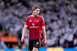 记者：那不勒斯对霍伊伦报价距曼联期望差1000万欧，不过已有进展