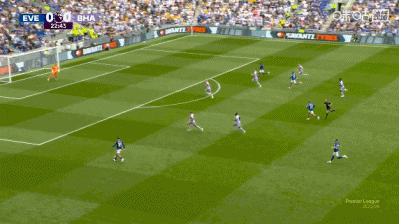 格拉利什埃弗顿首次首发就送助攻，此前两个赛季英超都只1次助攻