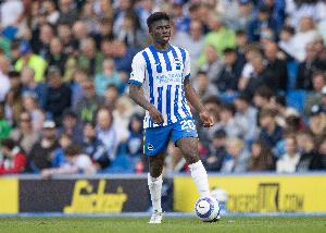 掉身价？巴莱巴本场半场被换下，5次丢失球权+拦截抢断数据挂零