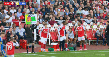 小孩哥来了！15岁天才少年道曼替补上演英超首秀，阿森纳连换3人