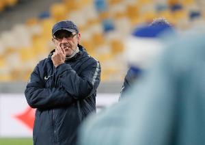 萨里：我们跟科莫不是一个级别的球队，我们可以表现差但不能软弱