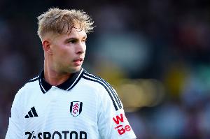 神奇替补！史密斯罗替补登场仅2分钟，首次触球即打进扳平1球