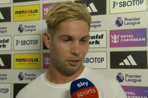 史密斯-罗：一看到伊沃比拿球，我就知道他标志性的传中要来了