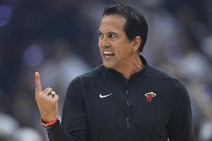 斯波：我们一直以找到方法竞争总冠军为傲 希望下赛季表现更棒