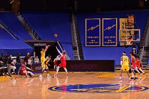 利拉德昔日采访：库里因为我的话爆砍62分 再也不和他说垃圾话了