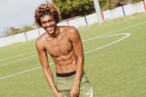 最终还是与国足无缘！FIFA官方：陈达毅会籍从荷兰变更为库拉索