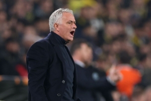 穆帅：我拿过两次欧冠冠军，但这不会给我们的对手带来任何压力