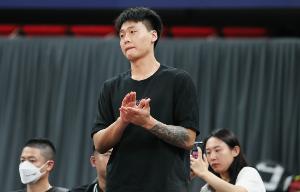 媒体人：首钢今天下午有个重量级会议 做出最终决定促成赵睿加盟