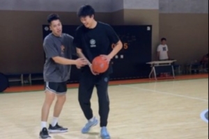 郭凯伦晒与张镇麟的单挑视频：期待下次对位 祝小兄弟顺风顺水