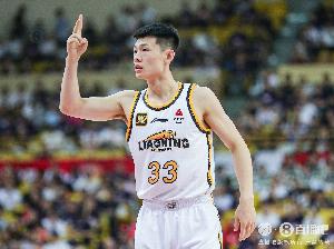 直播吧：北控积极推动交易要得到王岚嵚 后者被通知去北京签字