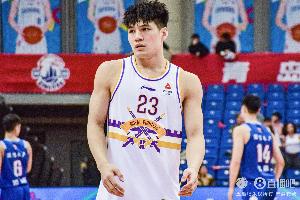 广州新增注册两人：陈国豪3年B类合同 彰华非3年A1类合同