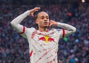 罗马诺：热刺准备6000万欧签西蒙斯，希望今天与他达成个人协议