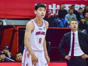 崔永熙：为宏远效力是我小时候的梦想 感谢郭导和龙狮俱乐部支持