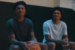 这叫做菜？阿门：我最擅长的烹饪是把披萨放进微波炉加热