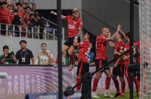 记者：蓉城是申花最大对手，若放弃前几场亚冠鹿死谁手真不好说