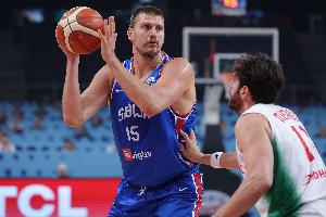 予取予求！约基奇首节9中6砍下12分4板2助