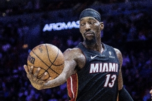 阿德巴约：我是无位置球员 我能锁死联盟中的任何一个人