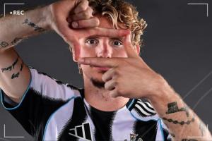 创纪录！官方：纽卡签下23岁前锋沃尔特马德，转会费总价9000万欧