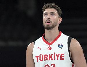 差1个助攻拿下三双！申京：没关系 我们还有很多比赛要打