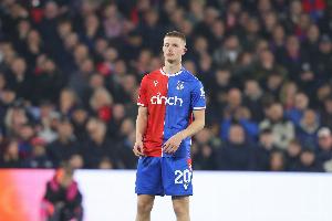 记者：水晶宫中场沃顿将接受腹股沟伤情检查，可能退出英格兰名单