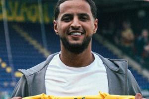 光速堕落后，他没有放弃自己