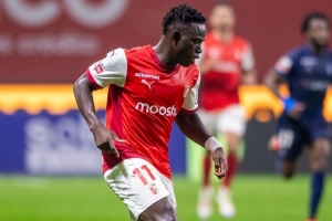 记者：吉达联合接近签下布拉加19岁边锋罗杰-费尔南德斯