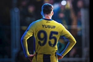 官方：费内巴切19岁中卫阿克西切克加盟新月，转会费2200万欧