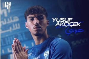 官方：利雅得新月从费内巴切签下土耳其后卫阿克塔什奇克