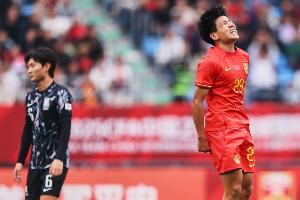 北青：原本有望首发的徐彬因伤未能首发出场