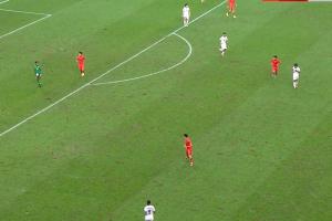 记者：西安这样的场地保障，说到底是对中国U22队的一种不负责任