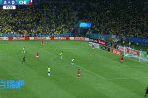 打花了！巴西3分钟2球，巴西抢断后吉马良斯破门