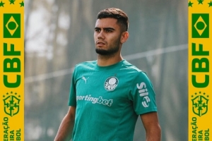 官方：巴西国家队补招帕尔梅拉斯中场佩雷拉