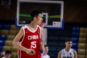 不稳定！中国U16男篮全场24罚13中 罚球命中率54.2%