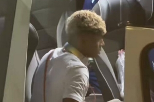 记者：西足协就亚马尔丢失护照与当局沟通，球员已回到巴塞罗那