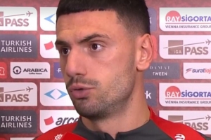 惨败西班牙!德米拉尔：我们毫无建树甚至没吃到牌 向民众郑重道歉