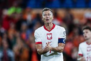 莱万连续18年为国家队进球，出场160次打进86球