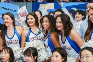 青春靓丽！雷霆啦啦队受邀开启中国行