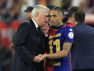 每体：安帅对皇马巴萨球员采用双重标准，拉菲参加了无意义的比赛